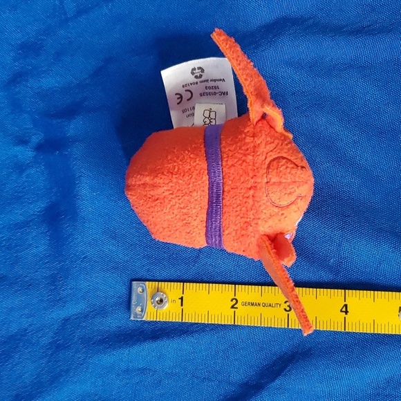 Big Hero 6 Baymax in Red Armor Disney Plush Mini Tsum Tsum - Picture 5 of 9